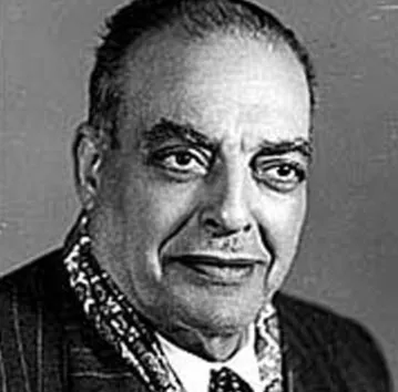 صورة أرشيفية للملحن زكريا أحمد بملابس رسمية.